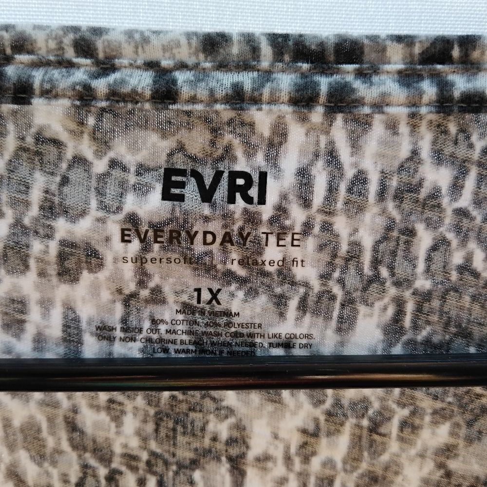 EVRI top  - Picture 3 of 3